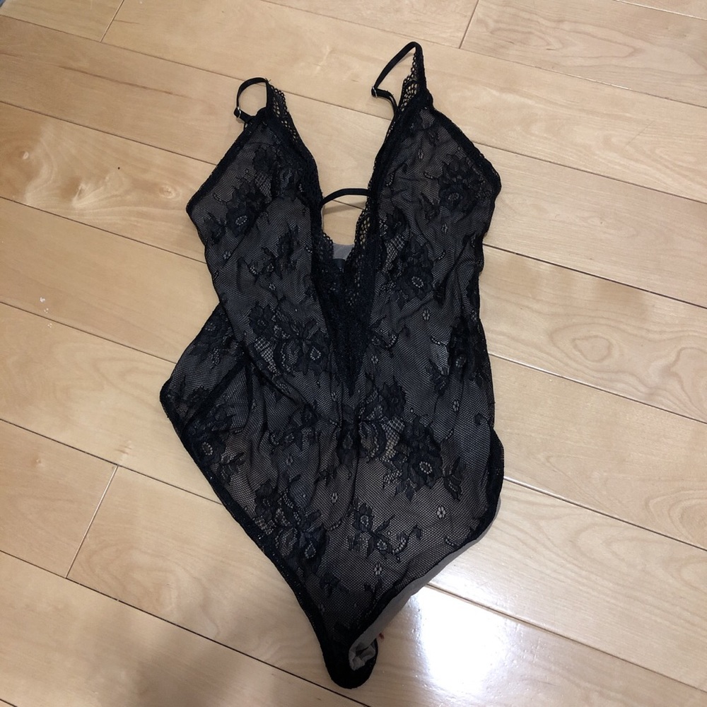 NWOT Majorelle Lace Bodysuit